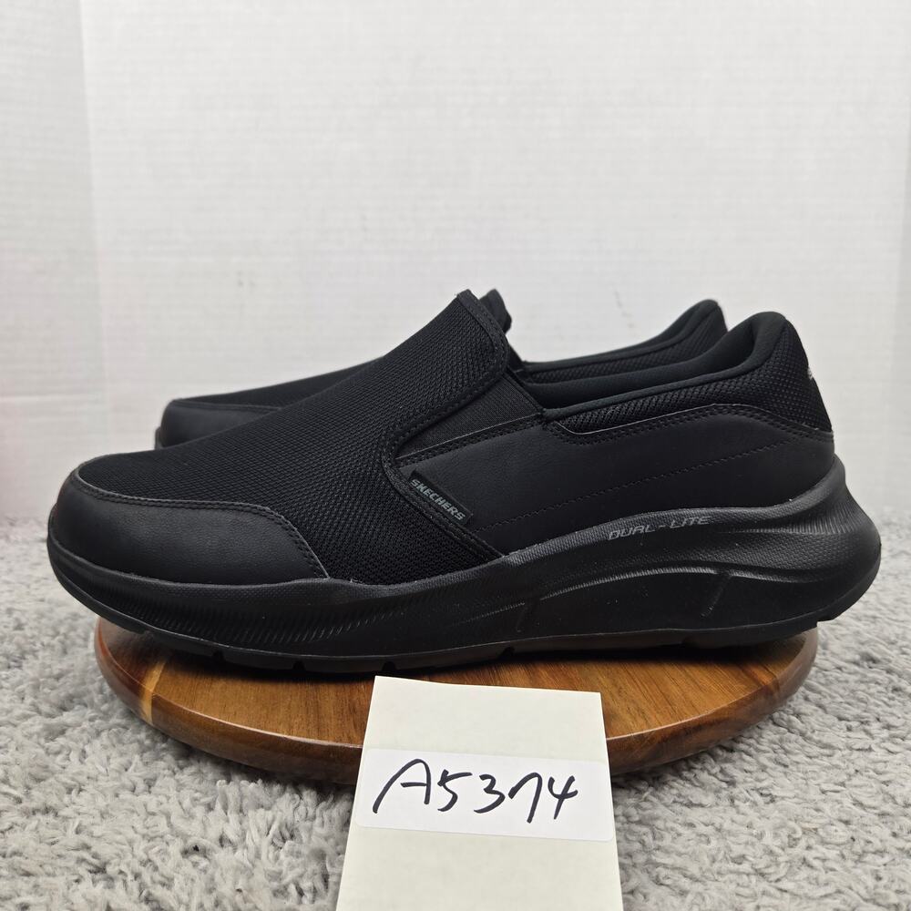 Skechers Men 15 Extra-Wide Relaxed Fit Equalizer 5.0 Triple Black Slip On Walker